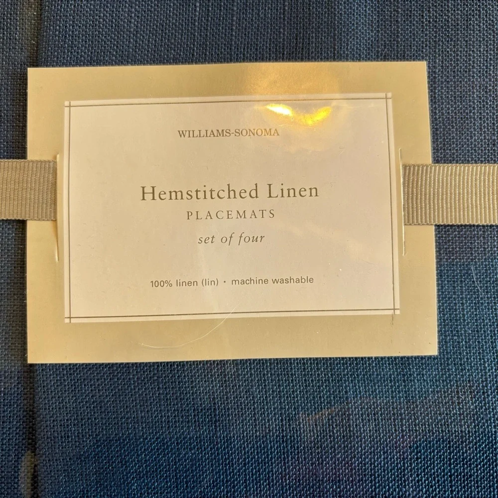 Williams Sonoma NWT set of 4 blue linen hem stitched placemats